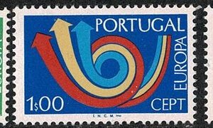 6562