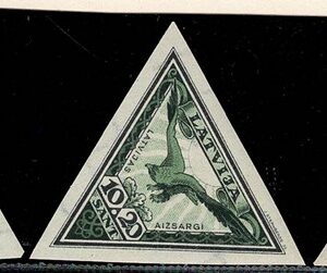6664